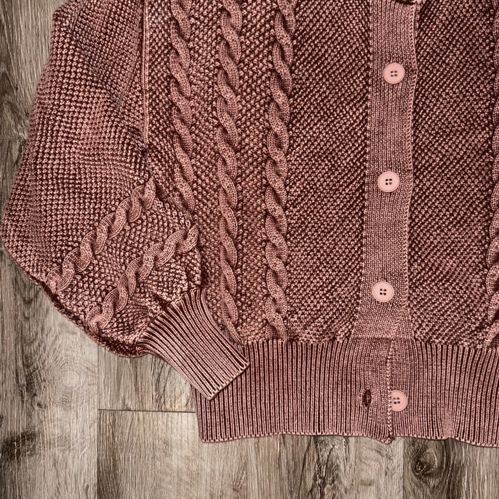 NEW Camellia Cable Knit Button Cardigan in Burgundy color size Small - Picture 4 of 6